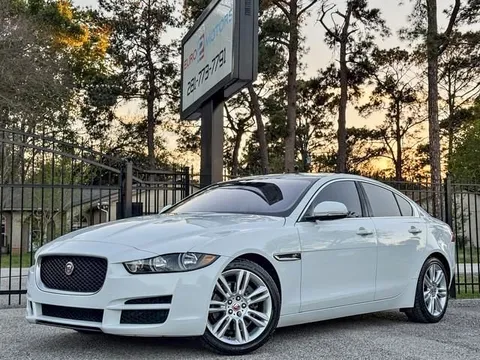 2019 Jaguar XE