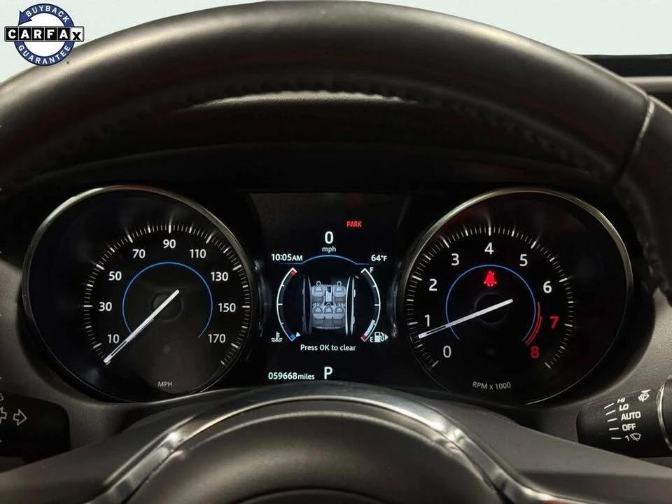 2019 Jaguar XE - Image 12 of 20