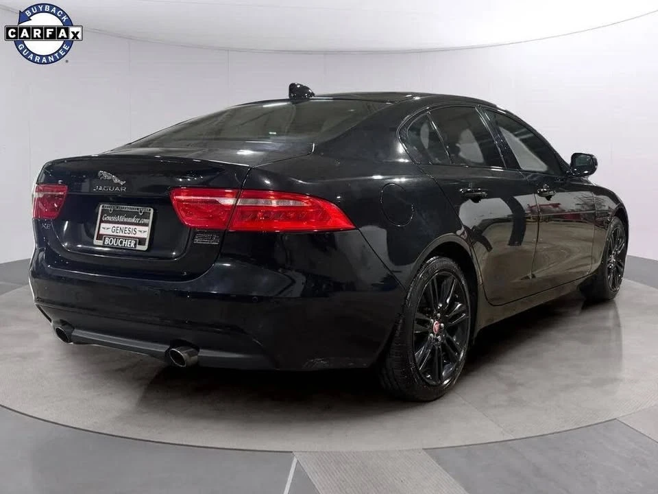2019 Jaguar XE - Image 3 of 20