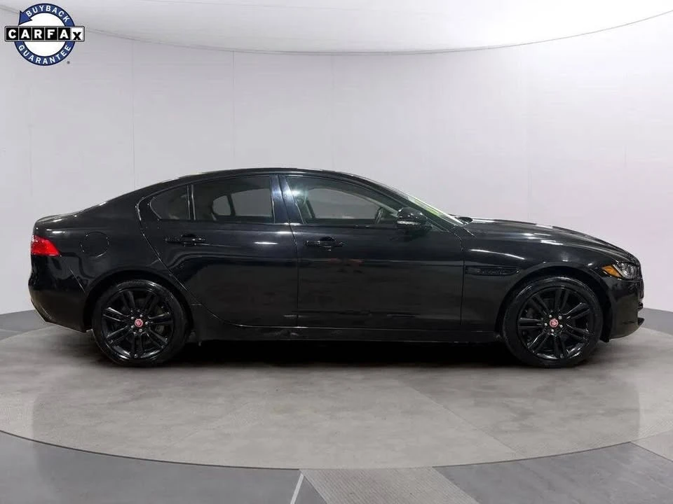 2019 Jaguar XE - Image 2 of 20