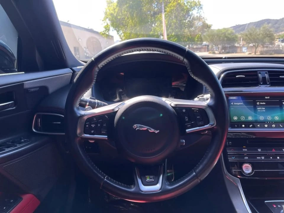 2019 Jaguar XE - Image 11 of 15