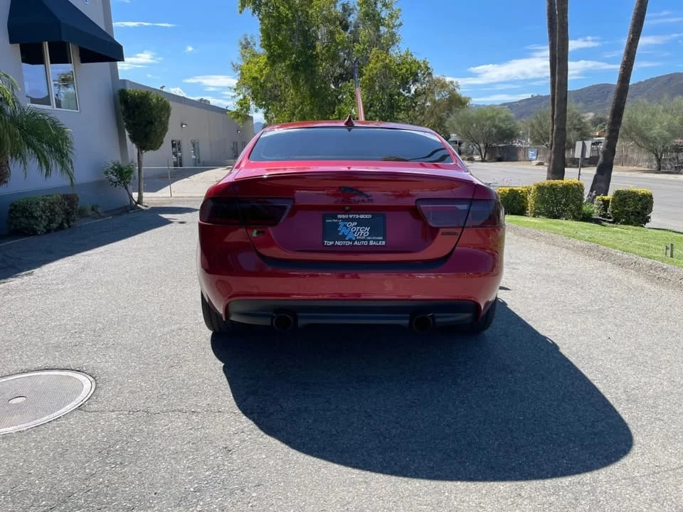 2019 Jaguar XE - Image 3 of 15