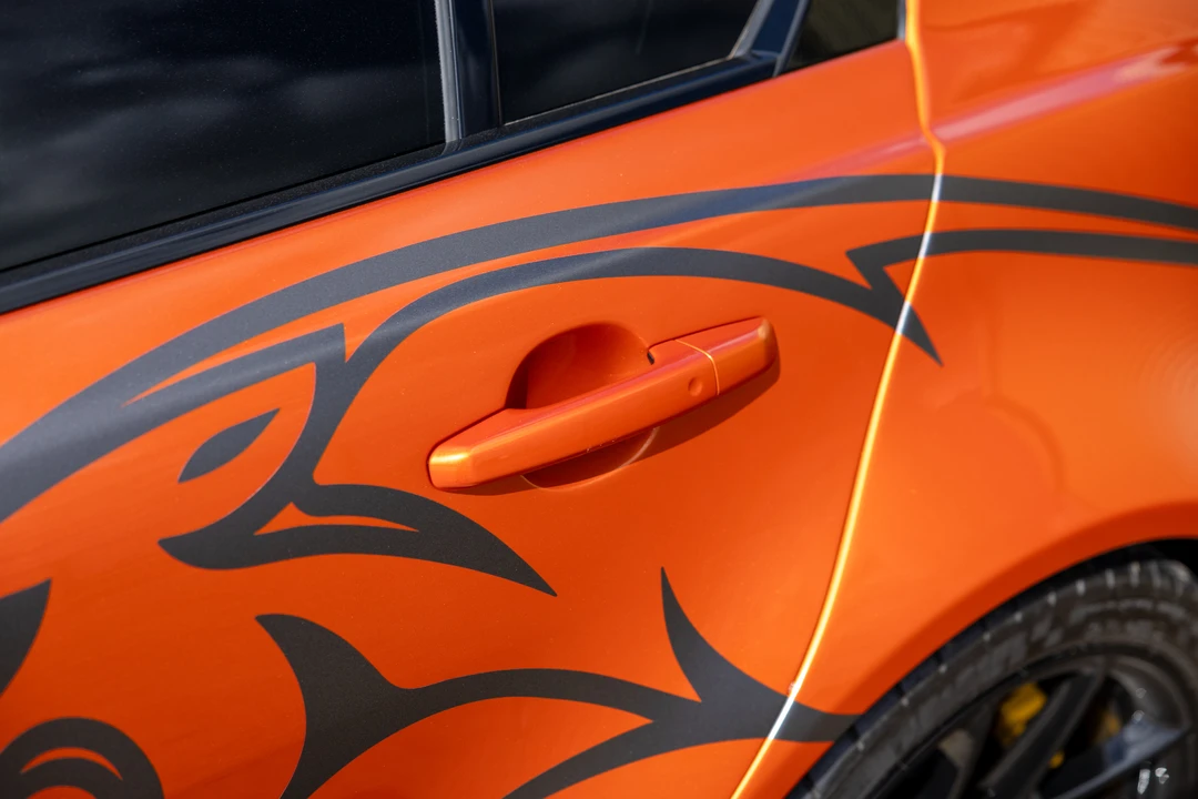 2019 Jaguar XE - Image 25 of 31