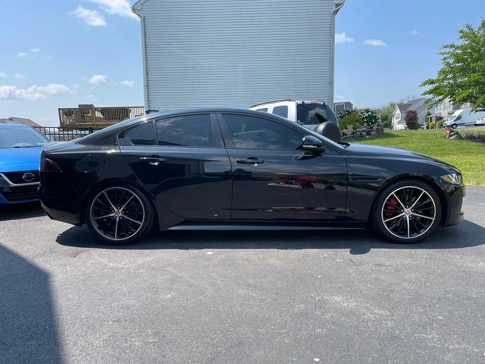 2019 Jaguar XE - Image 22 of 25