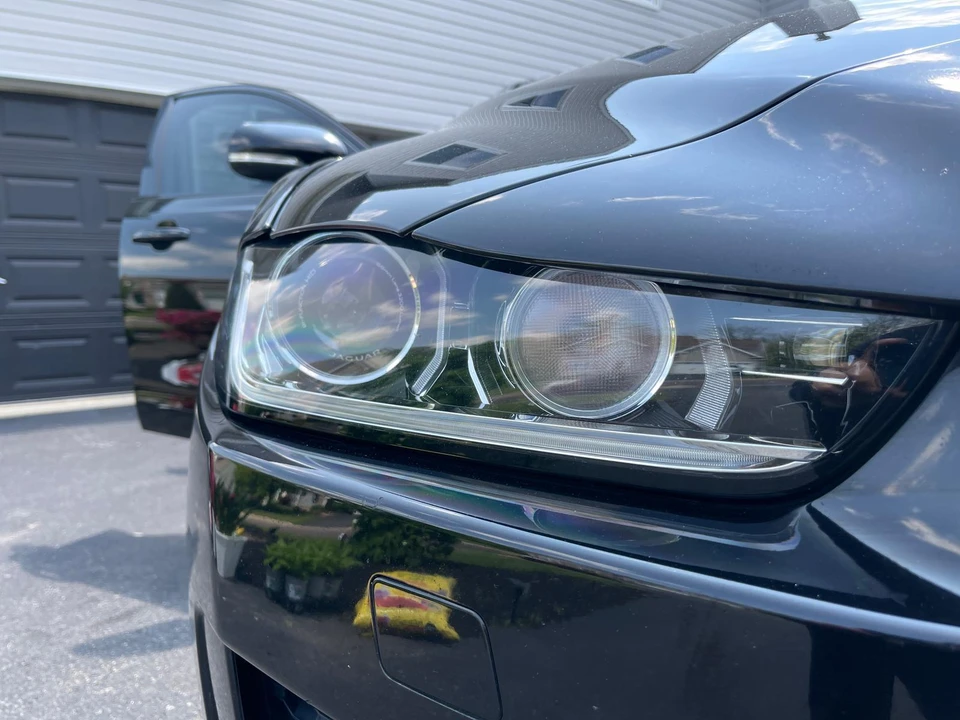 2019 Jaguar XE - Image 25 of 25