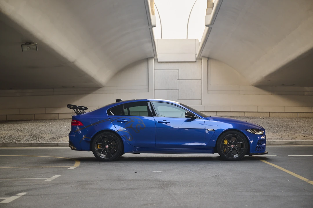 2019 Jaguar XE - Image 31 of 31