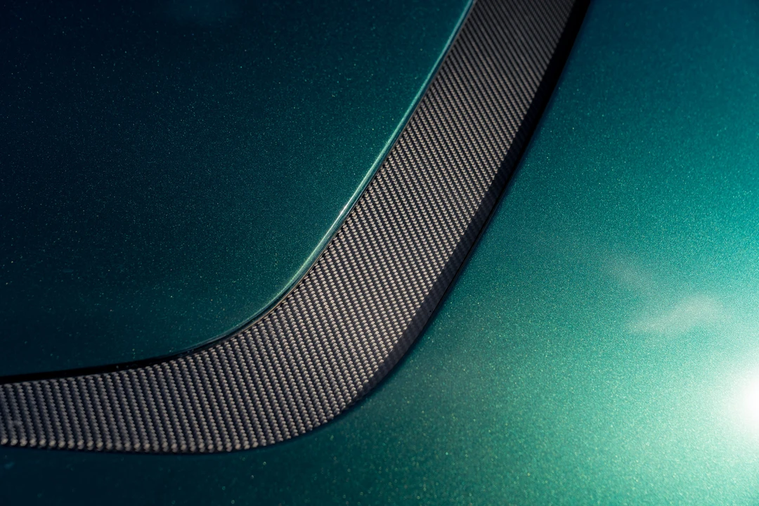 2019 Jaguar XE - Image 27 of 31