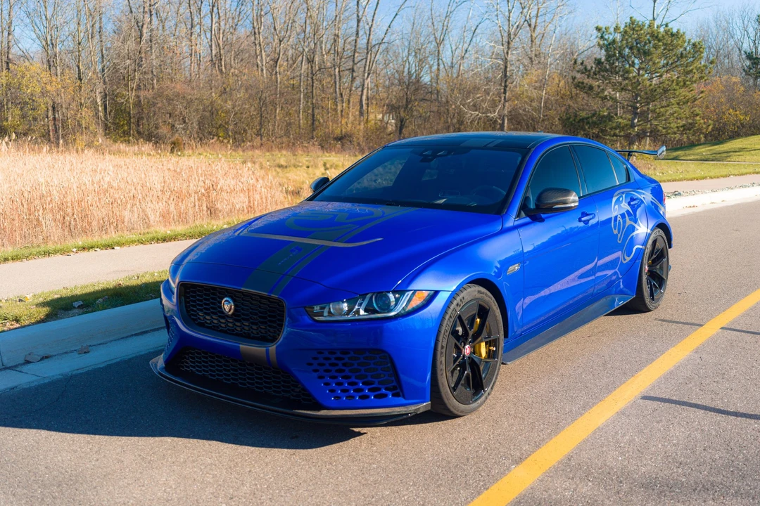 2019 Jaguar XE - Image 22 of 31