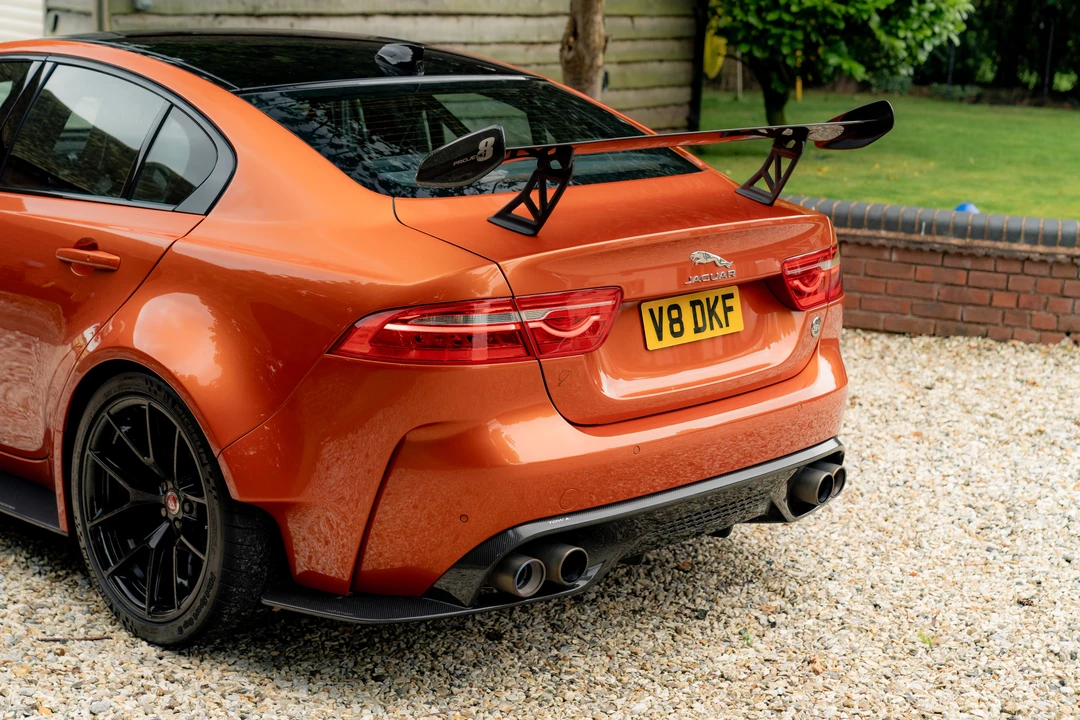 2019 Jaguar XE - Image 26 of 31