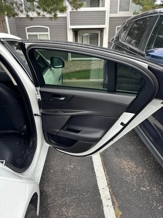 2019 Jaguar XE - Image 19 of 20