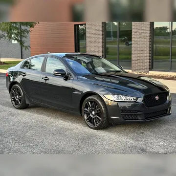 2019 Jaguar XE XE 25t Prestige Sedan 4D