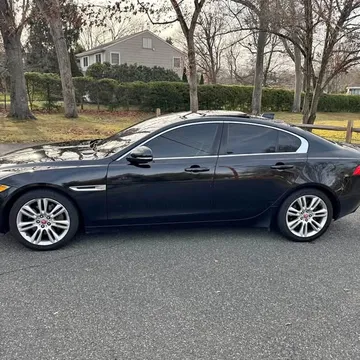 2019 Jaguar XE 25t