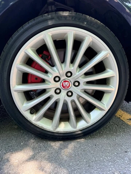 2019 Jaguar XE - Image 20 of 20