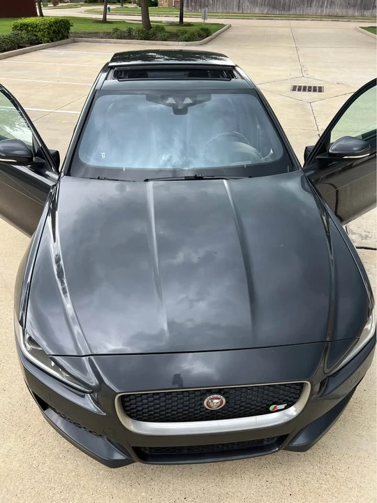 2019 Jaguar XE - Image 18 of 18