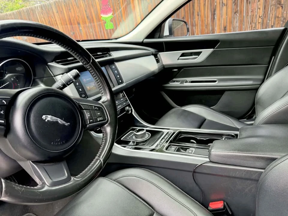 2019 Jaguar X260 XF - Image 11 of 20