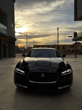 2019 Jaguar XF 25t Prestige