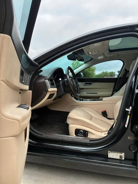 2019 Jaguar X260 XF - Image 14 of 16