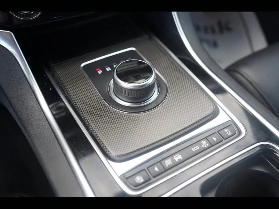 2019 Jaguar X260 XF - Image 17 of 20