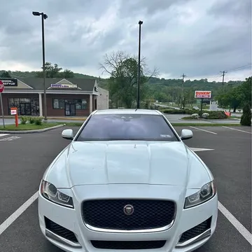 2019 Jaguar XF Premium Luxury Sedan
