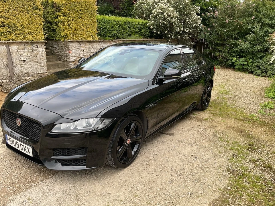 2019 Jaguar X260 XF - Image 9 of 30