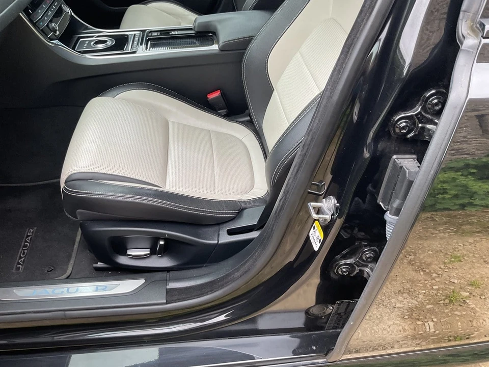 2019 Jaguar X260 XF - Image 21 of 30