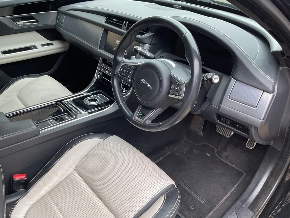 2019 Jaguar X260 XF - Image 6 of 30