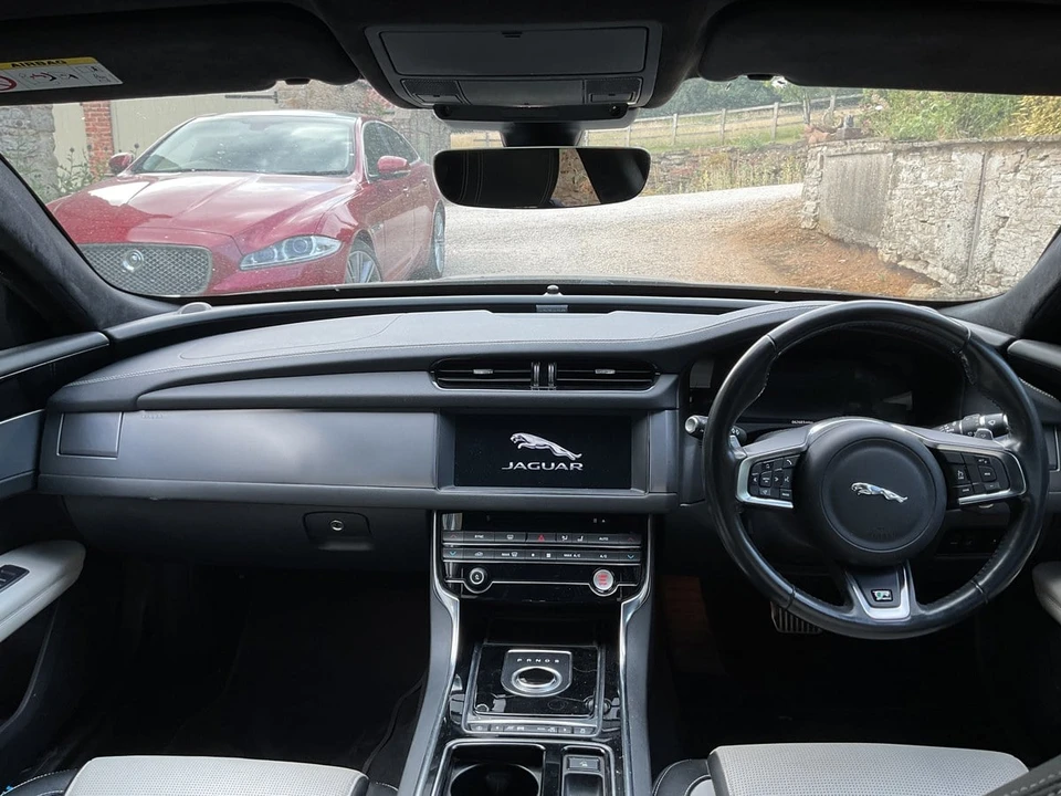 2019 Jaguar X260 XF - Image 13 of 30
