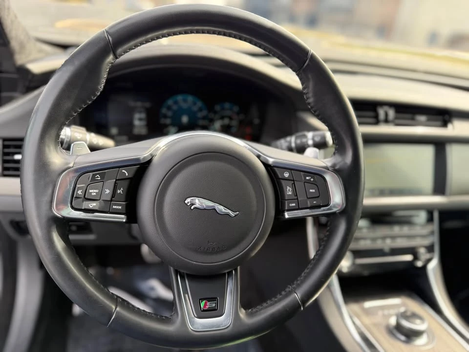 2019 Jaguar X260 XF - Image 8 of 18