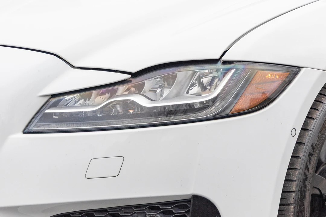 2019 Jaguar X260 XF - Image 13 of 31