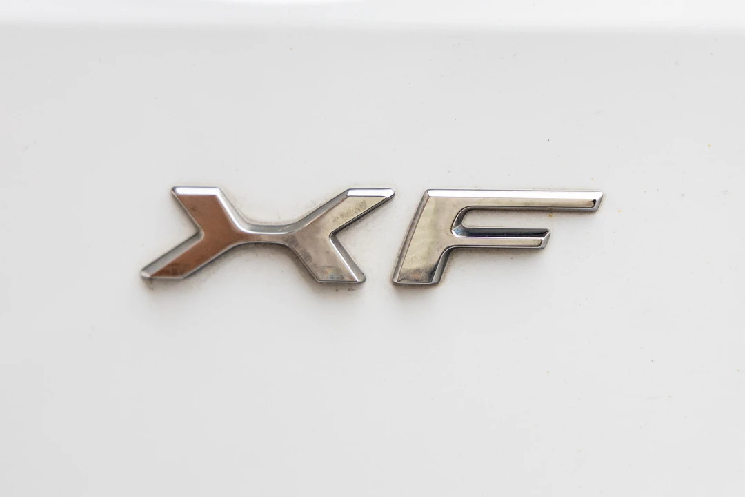 2019 Jaguar X260 XF - Image 17 of 31