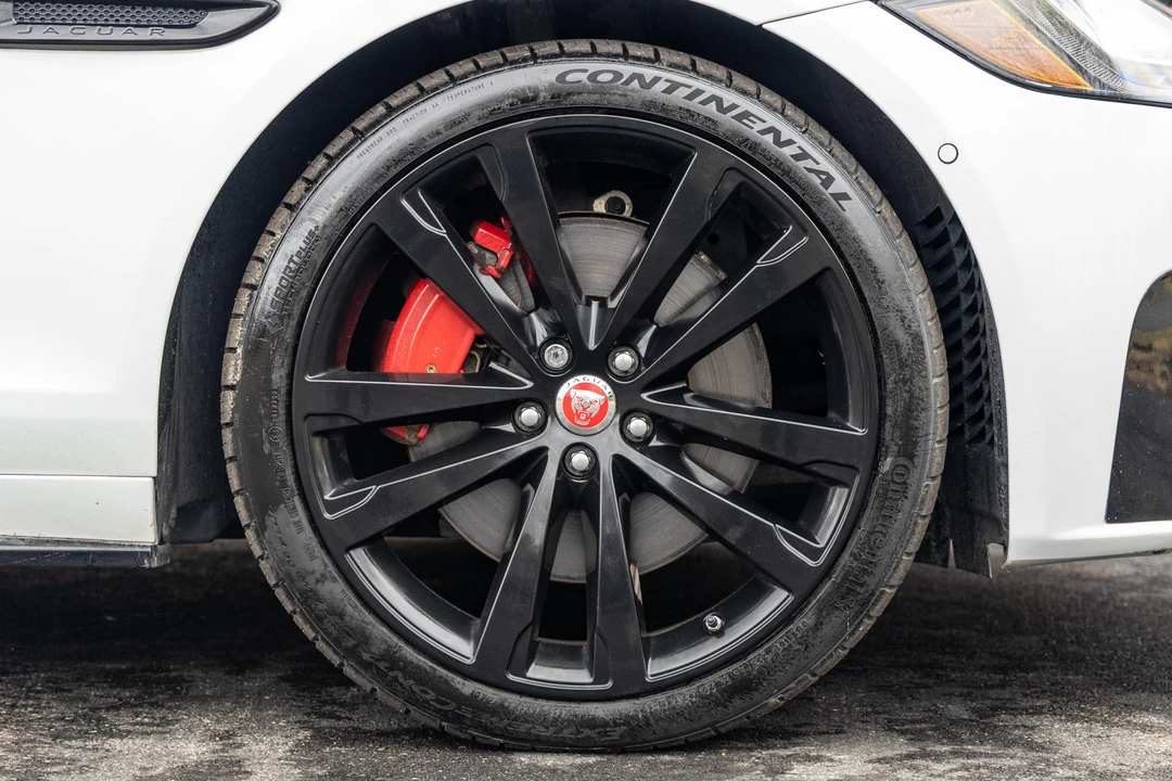 2019 Jaguar X260 XF - Image 28 of 31
