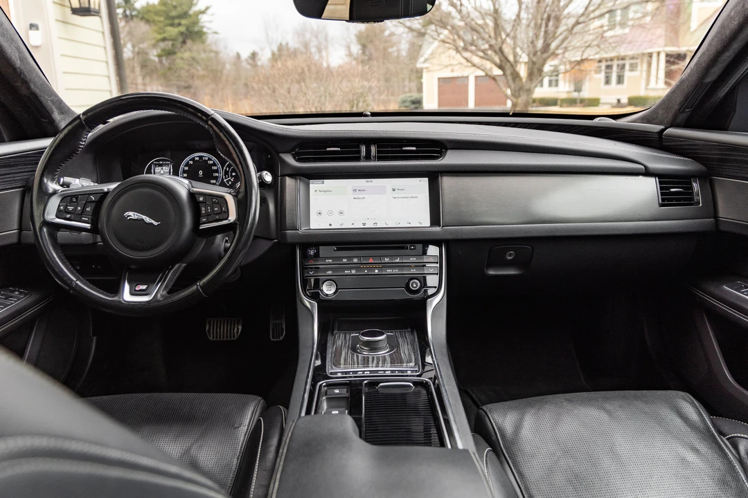 2019 Jaguar X260 XF - Image 29 of 31