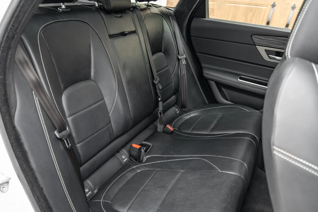 2019 Jaguar X260 XF - Image 31 of 31