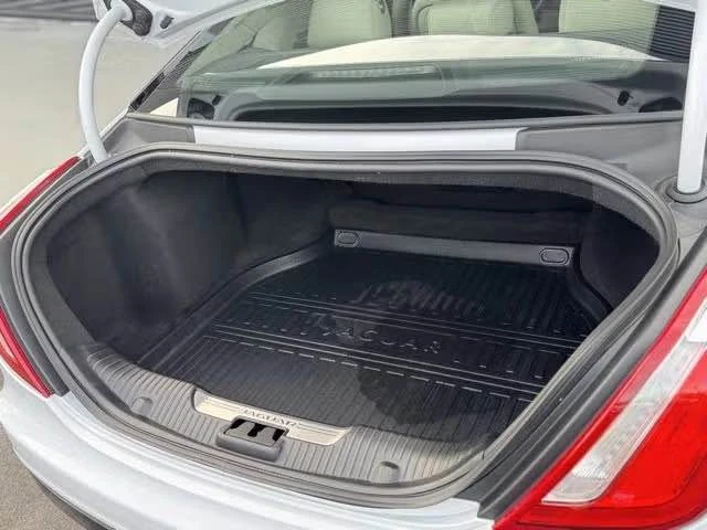 2019 Jaguar X351 XJ - Image 14 of 15