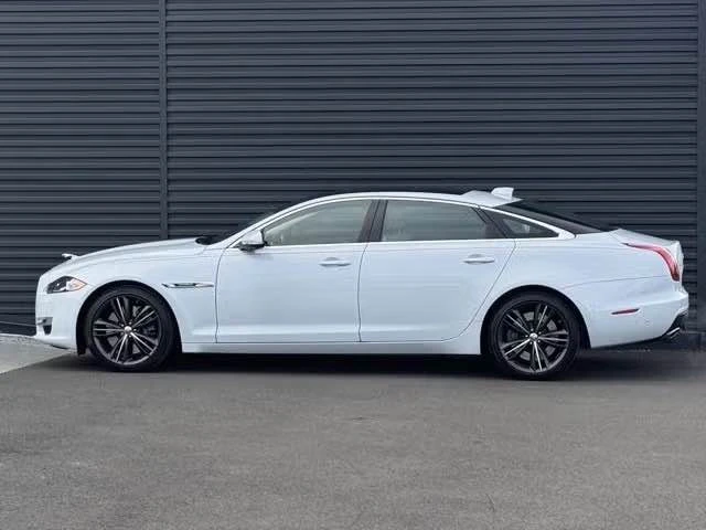2019 Jaguar X351 XJ - Image 2 of 15