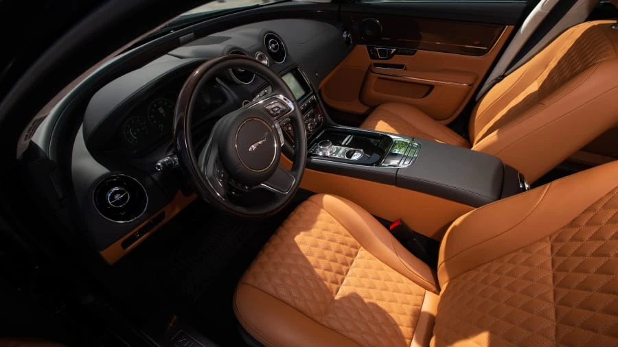 2019 Jaguar X351 XJ - Image 4 of 30
