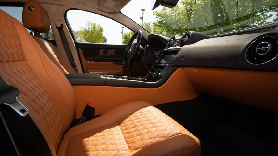 2019 Jaguar X351 XJ - Image 5 of 30