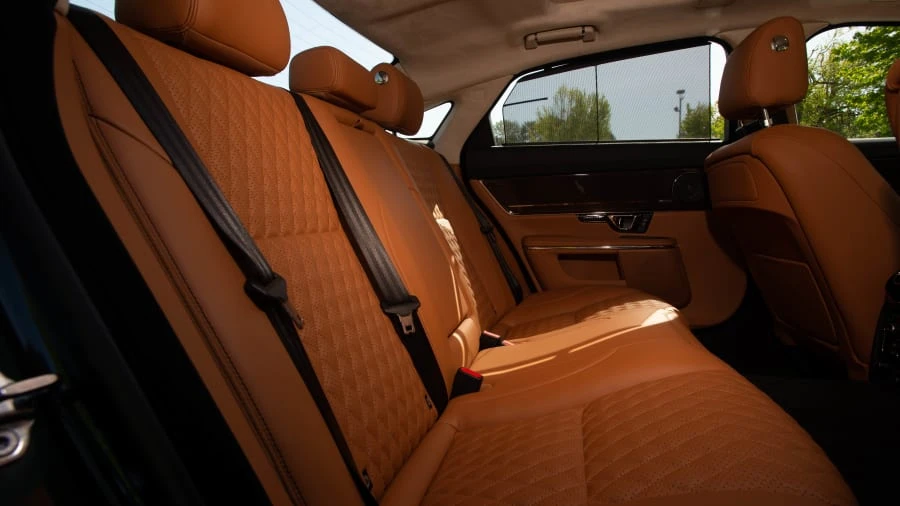 2019 Jaguar X351 XJ - Image 16 of 30