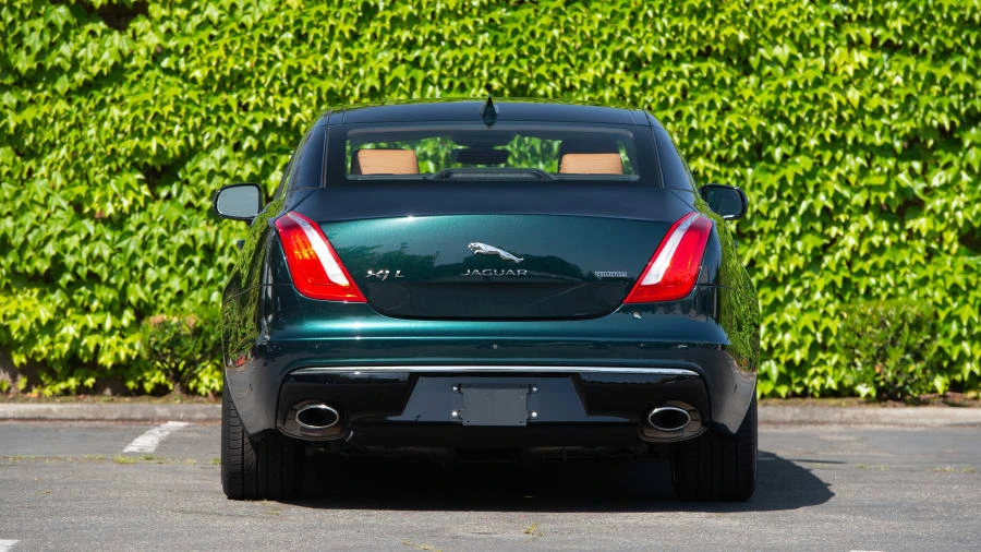2019 Jaguar X351 XJ - Image 17 of 30