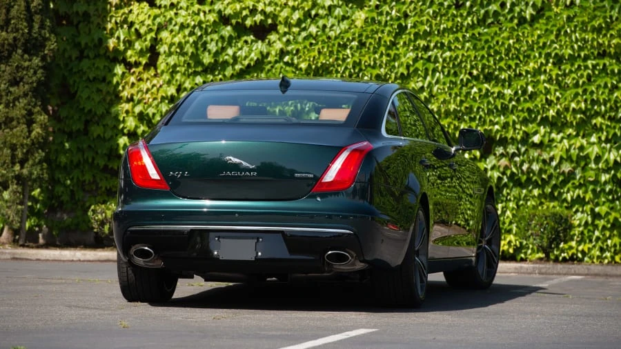 2019 Jaguar X351 XJ - Image 22 of 30