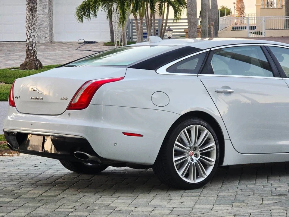2019 Jaguar X351 XJR - Image 7 of 21