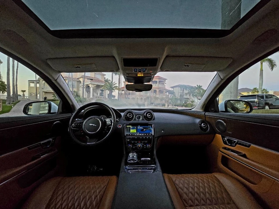 2019 Jaguar X351 XJR - Image 10 of 21