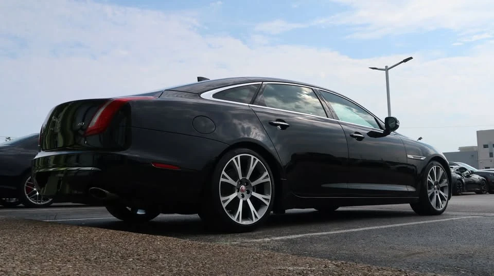 2019 Jaguar X351 XJ - Image 14 of 20