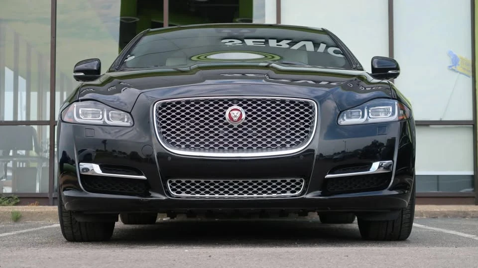 2019 Jaguar X351 XJ - Image 3 of 20