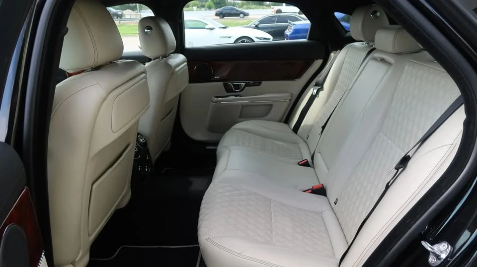 2019 Jaguar X351 XJ - Image 19 of 20