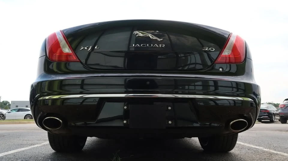 2019 Jaguar X351 XJ - Image 10 of 20