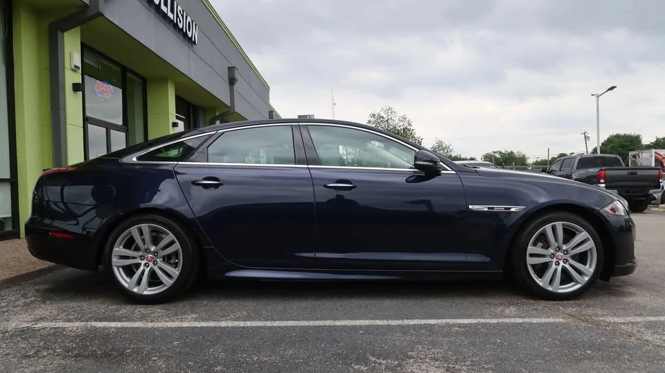 2019 Jaguar X351 XJ - Image 8 of 20