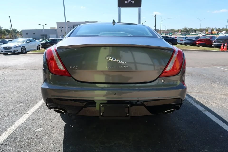 2019 Jaguar X351 XJ - Image 8 of 20