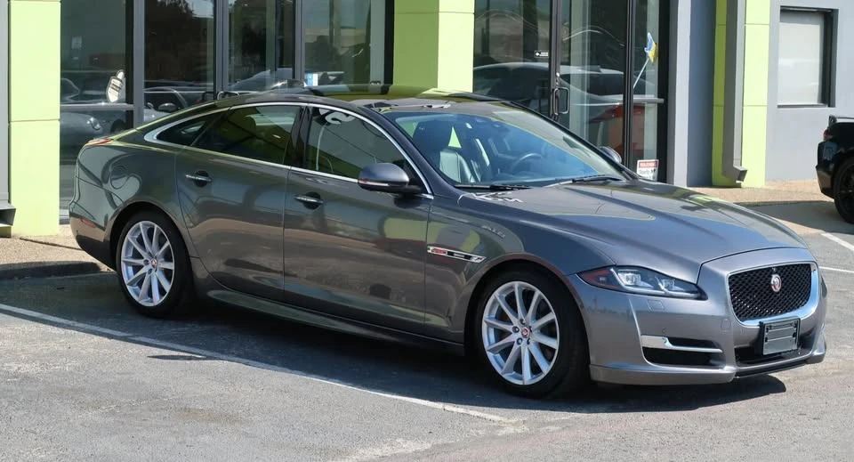 2019 Jaguar X351 XJ - Image 3 of 20