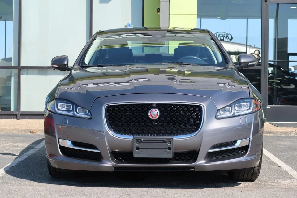 2019 Jaguar X351 XJ - Image 2 of 20